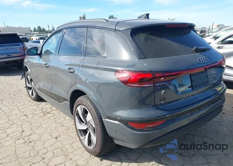 2025 Audi Q6 E-Tron Premium Quattro z USA, uszkodzony, nr VIN WA114BGF1SA031568
